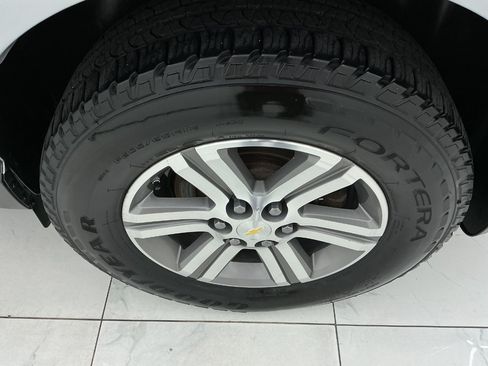 Used 2015 Chevrolet Traverse LT FWD image 50