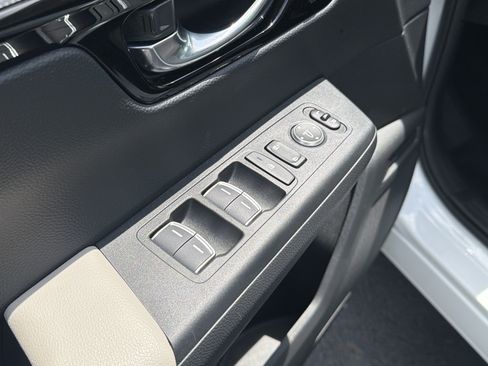 Certified 2025 Honda CR-V EX-L image 23