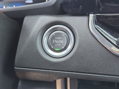 Used 2025 Chevrolet Colorado Trail Boss AWD/4WD image 11