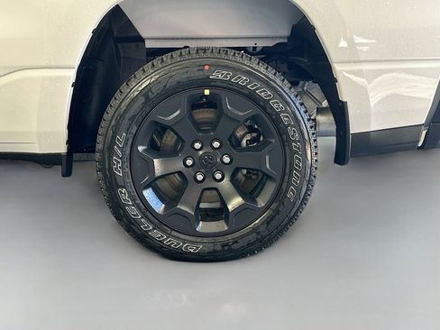 New 2026 RAM 1500 Express AWD/4WD image 29