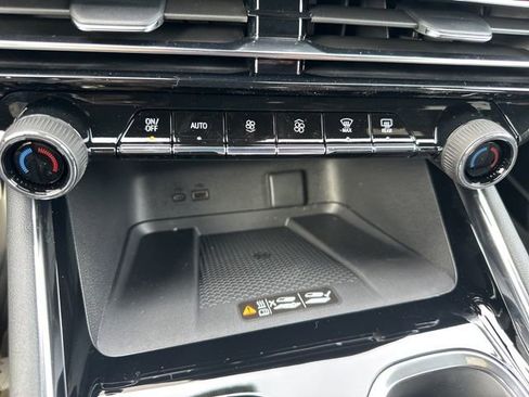 New 2026 Chevrolet Traverse LT w/ LPO, Floor Liner Package image 29