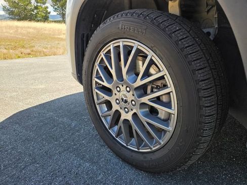 Used 2021 Mercedes-Benz GLE 450 4MATIC image 10