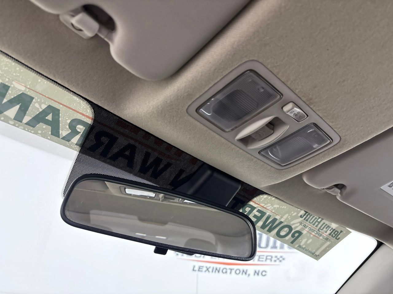 Used 2024 Hyundai Venue SEL FWD image 21