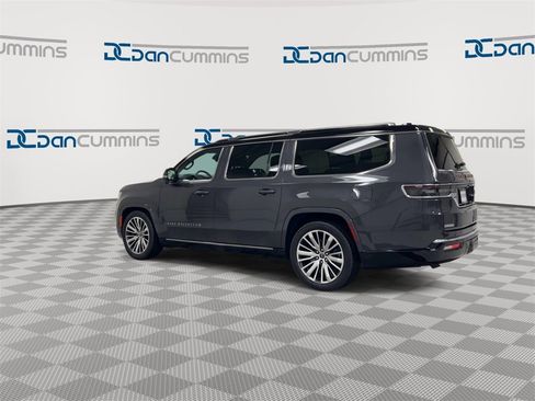 Used 2024 Jeep Grand Wagoneer L Series III image 6
