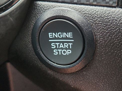 Used 2025 Ford Escape ST-Line FWD image 15