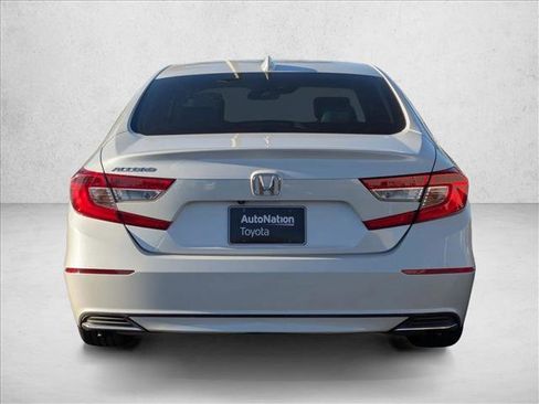 Used 2019 Honda Accord LX image 7