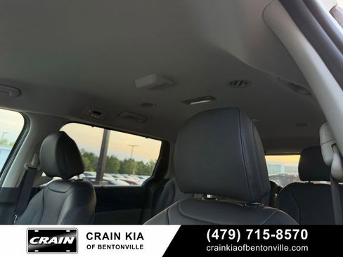 New 2026 Kia Carnival EX FWD image 23