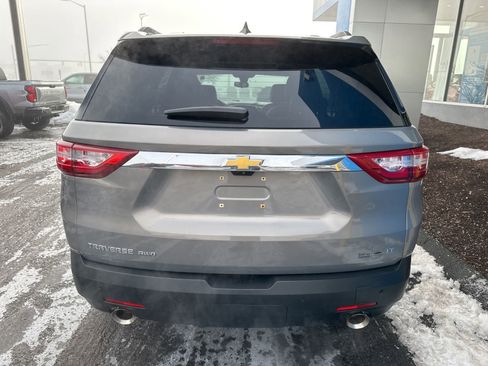 Used 2019 Chevrolet Traverse LT w/ LT Premium Package image 6