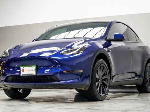 Used 2022 Tesla Model Y Performance image 9