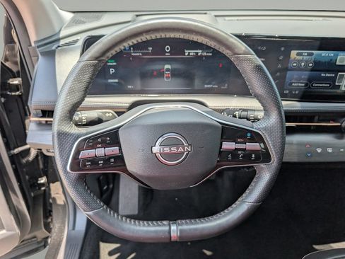 Used 2023 Nissan Ariya FWD image 20