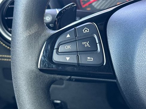 Used 2019 Mercedes-Benz AMG GT R image 25