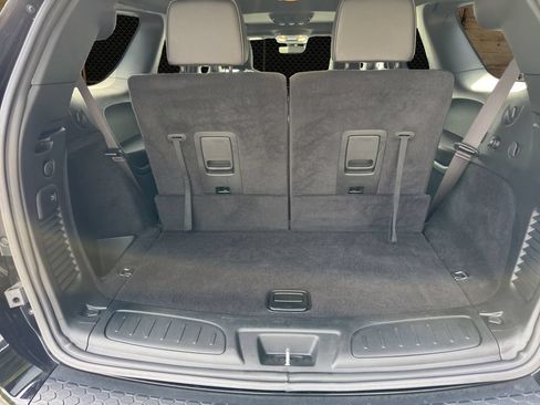 Used 2025 Dodge Durango R/T AWD/4WD image 9