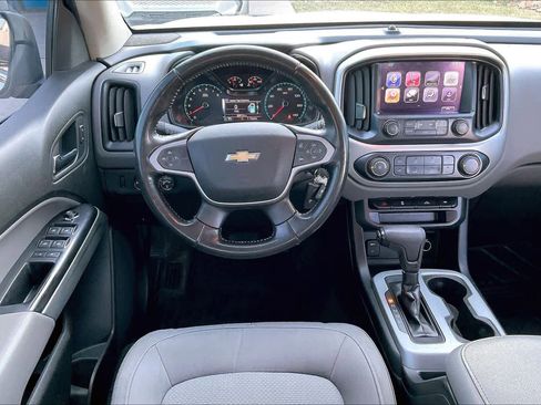 Used 2017 Chevrolet Colorado LT image 7
