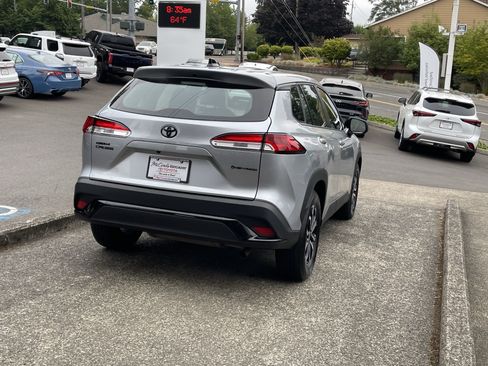 Certified 2025 Toyota Corolla Cross AWD Hybrid image 7