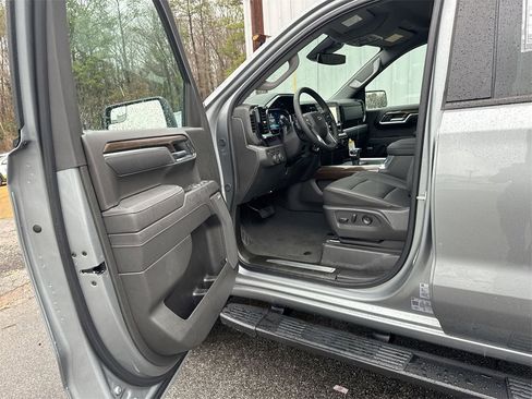 New 2026 Chevrolet Silverado 1500 LT Trail Boss w/ Convenience Package II image 13