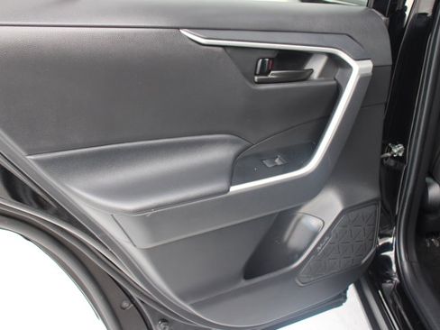 Certified 2023 Toyota RAV4 LE image 12