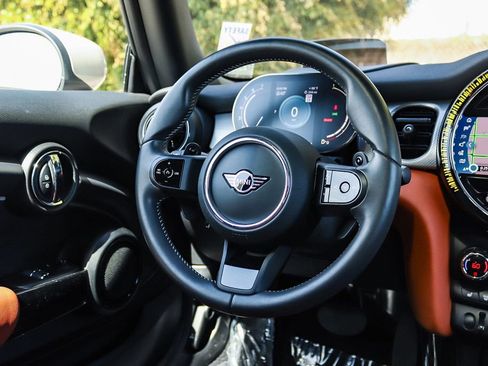 Used 2024 MINI Cooper S FWD image 19