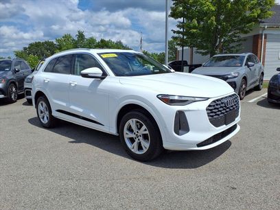 Certified 2025 Audi Q5 Premium w/ Convenience Package