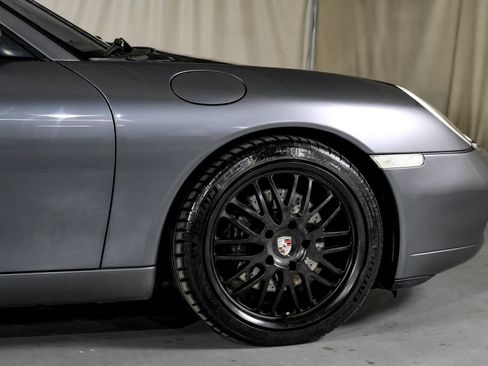 Used 2001 Porsche 911 Carrera RWD image 7