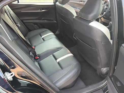 Used 2026 Toyota Camry SE FWD image 12