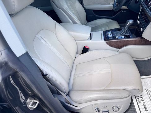 Used 2016 Audi A7 3.0T Prestige w/ Comfort Seating Package AWD/4WD image 19