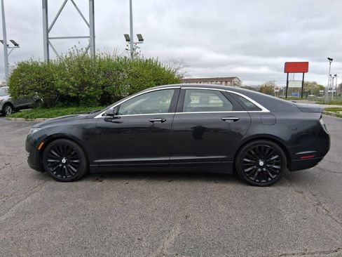 Used 2013 Lincoln MKZ FWD image 4