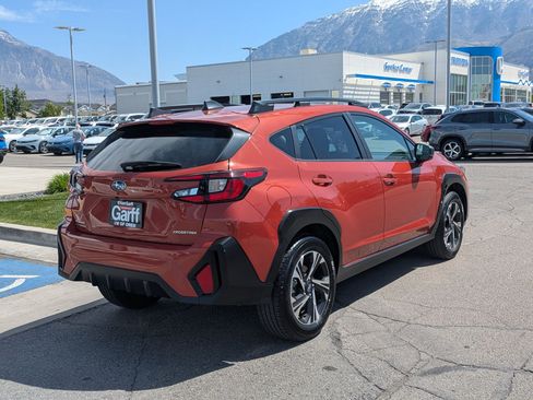 Used 2025 Subaru Crosstrek 2.0i Premium AWD/4WD image 3