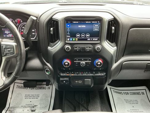 Used 2021 Chevrolet Silverado 1500 RST AWD/4WD image 17