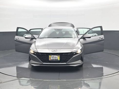 Used 2022 Hyundai Elantra SEL w/ Convenience Package FWD image 31