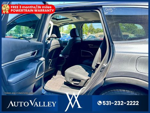 Used 2022 Kia Telluride EX w/ EX Premium Package image 22