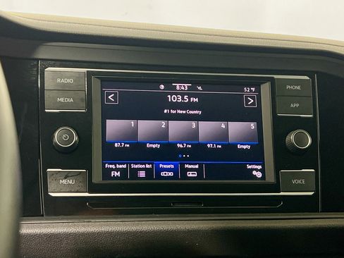 Used 2024 Volkswagen Jetta S image 27