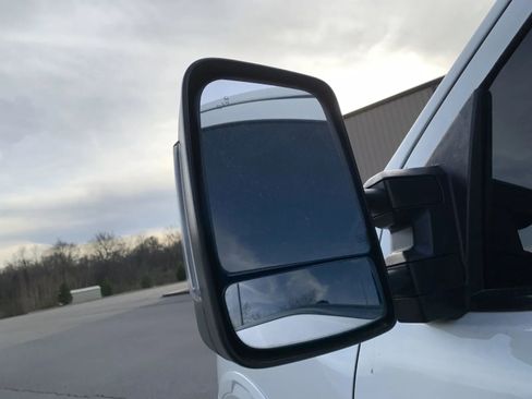 Used 2018 Nissan Titan PRO-4X w/ Pro-4x Utility Package image 22