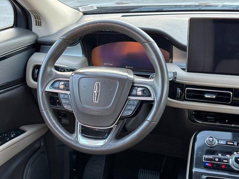 Used 2023 Lincoln Nautilus Standard FWD image 12