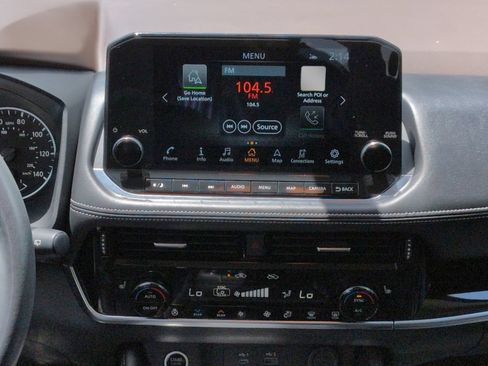 Used 2023 Nissan Rogue SL w/ SL Premium Package FWD image 20