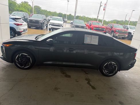Used 2025 Kia K4 EX FWD image 3