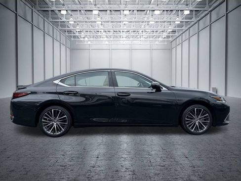 Certified 2023 Lexus ES 300h w/ Premium Package FWD image 24