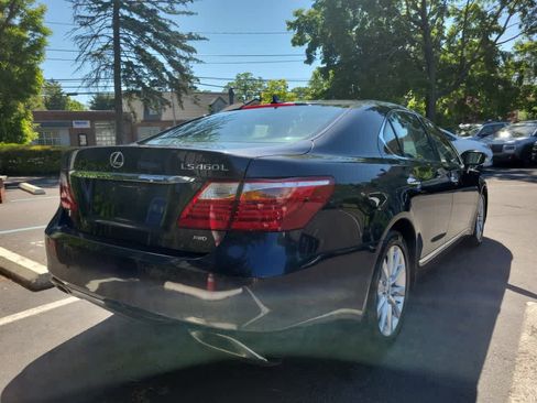 Used 2011 Lexus LS 460 L w/ Luxury Pkg AWD/4WD image 3