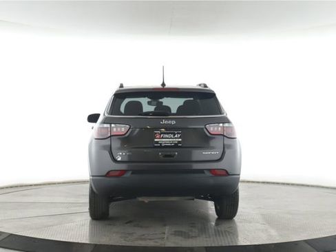 Used 2019 Jeep Compass Sport w/ Cold Weather Group AWD/4WD image 11