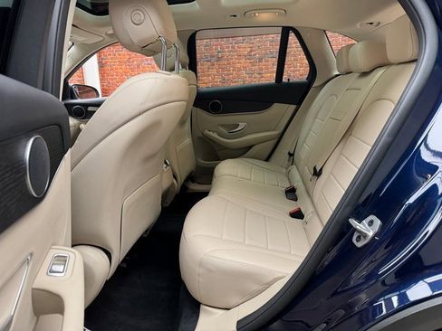 Certified 2022 Mercedes-Benz GLC 300 GLC 300 w/ Premium Package Lite image 24