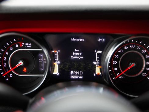 Used 2021 Jeep Wrangler Unlimited Rubicon AWD/4WD image 13