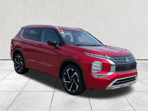 Used 2024 Mitsubishi Outlander SEL FWD image 1