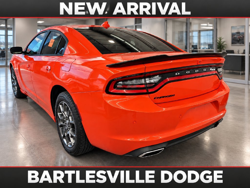 Used 2017 Dodge Charger SXT w/ AWD Plus Group image 4