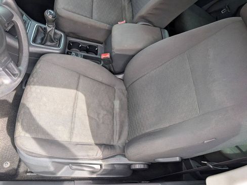 Used 2012 Volkswagen Tiguan S FWD image 23