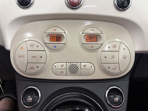 Used 2013 FIAT 500 Lounge w/ Luxury Leather Pkg FWD image 16