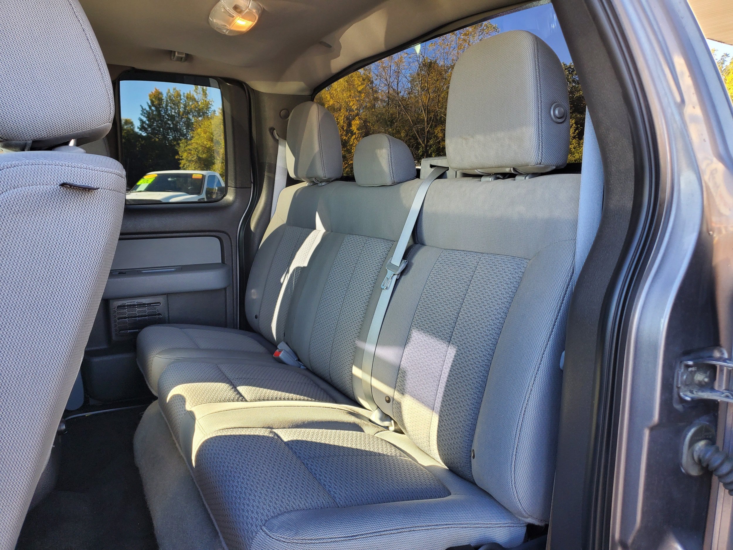 Used 2014 Ford F150 XLT w/ XLT Chrome Package AWD/4WD image 25