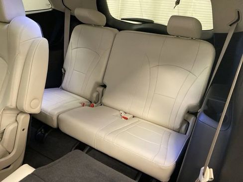 Used 2023 Buick Enclave Essence w/ Experience Buick Package image 26