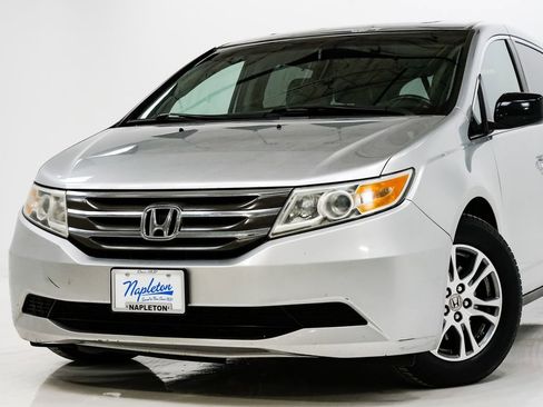 Used 2011 Honda Odyssey EX-L image 2