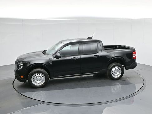 New 2025 Ford Maverick XL w/ Equipment Group 102A image 40