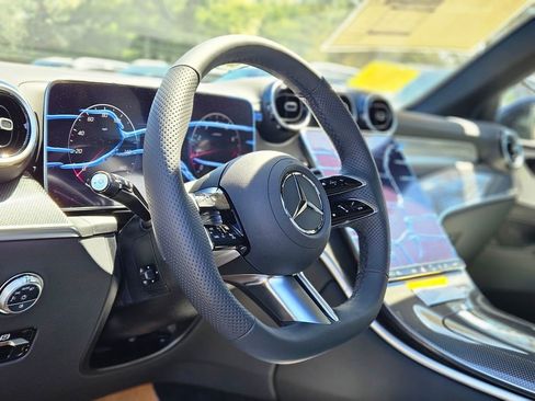 New 2026 Mercedes-Benz GLC 300 4MATIC image 16