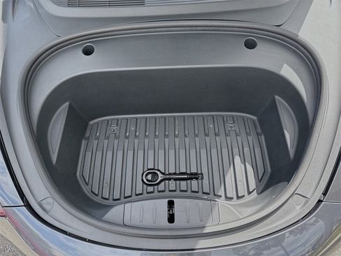 Used 2021 Tesla Model 3 Standard Range Plus image 29